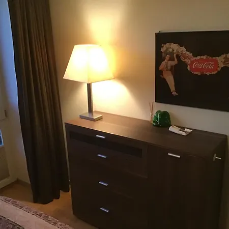 Vallika Ideaal Asukohaga Place * Пярну