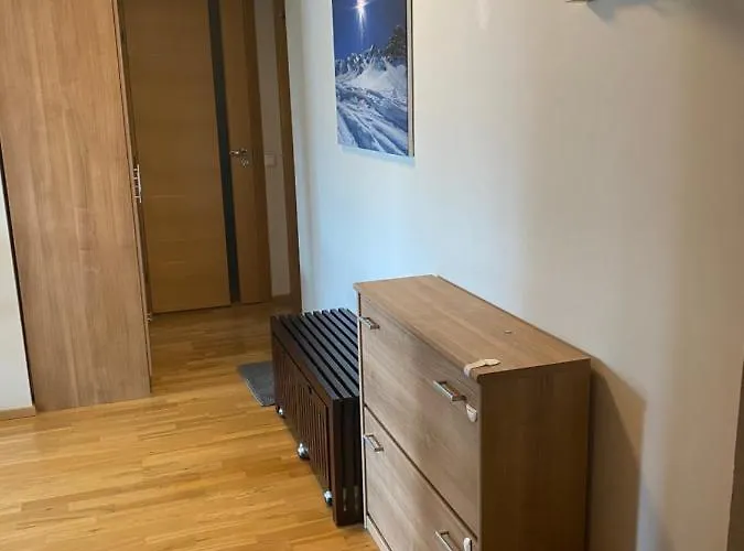 Vallika Ideaal Asukohaga Place Апартаменты